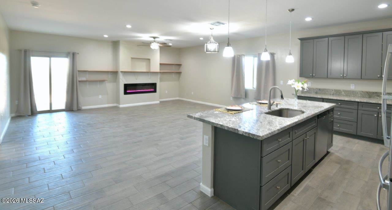 1091 North Vail View Road, Vail, AZ 85641