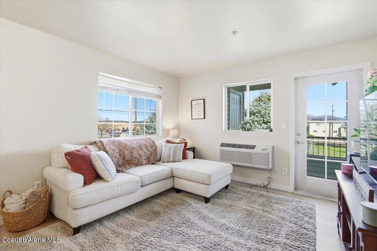 304 North Greensferry Rd, Post Falls, ID 83854