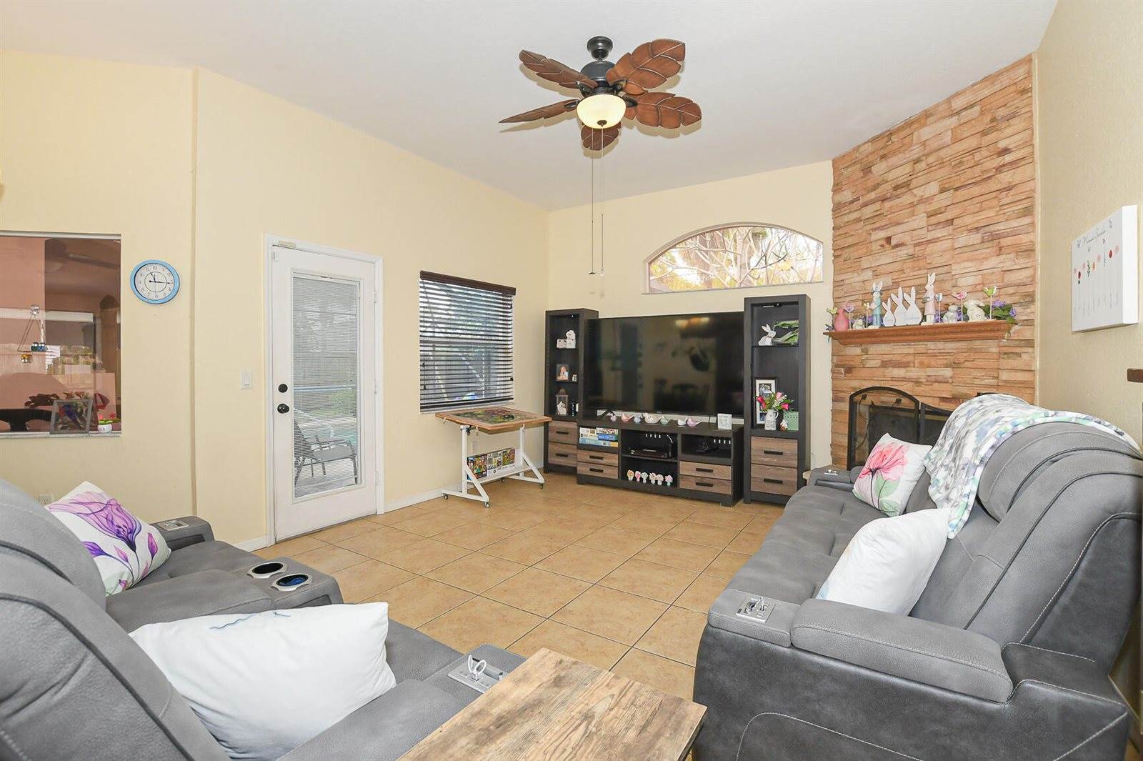 1662 SW Rutland Street, Port Saint Lucie, FL 34987