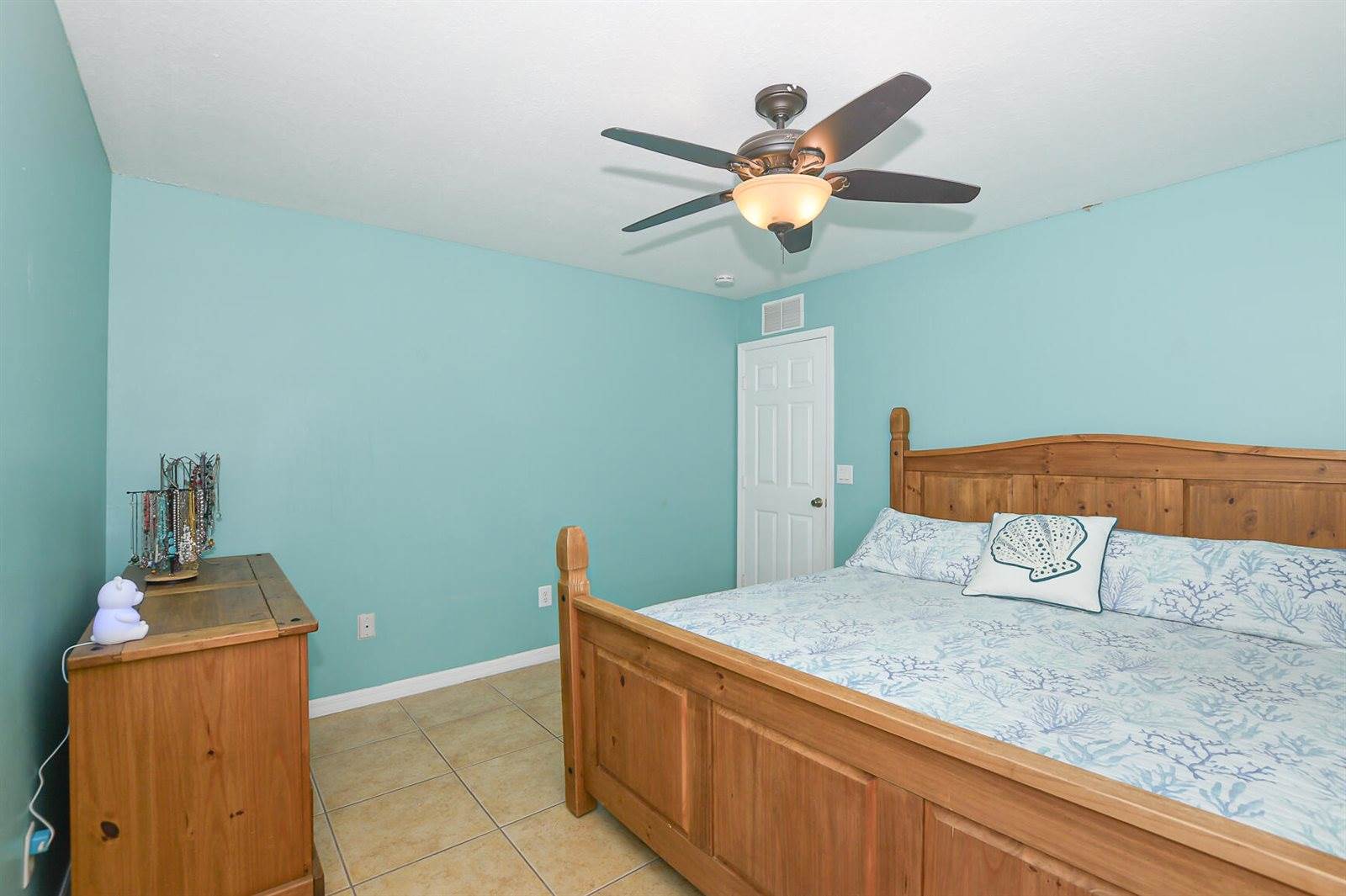 1662 SW Rutland Street, Port Saint Lucie, FL 34987