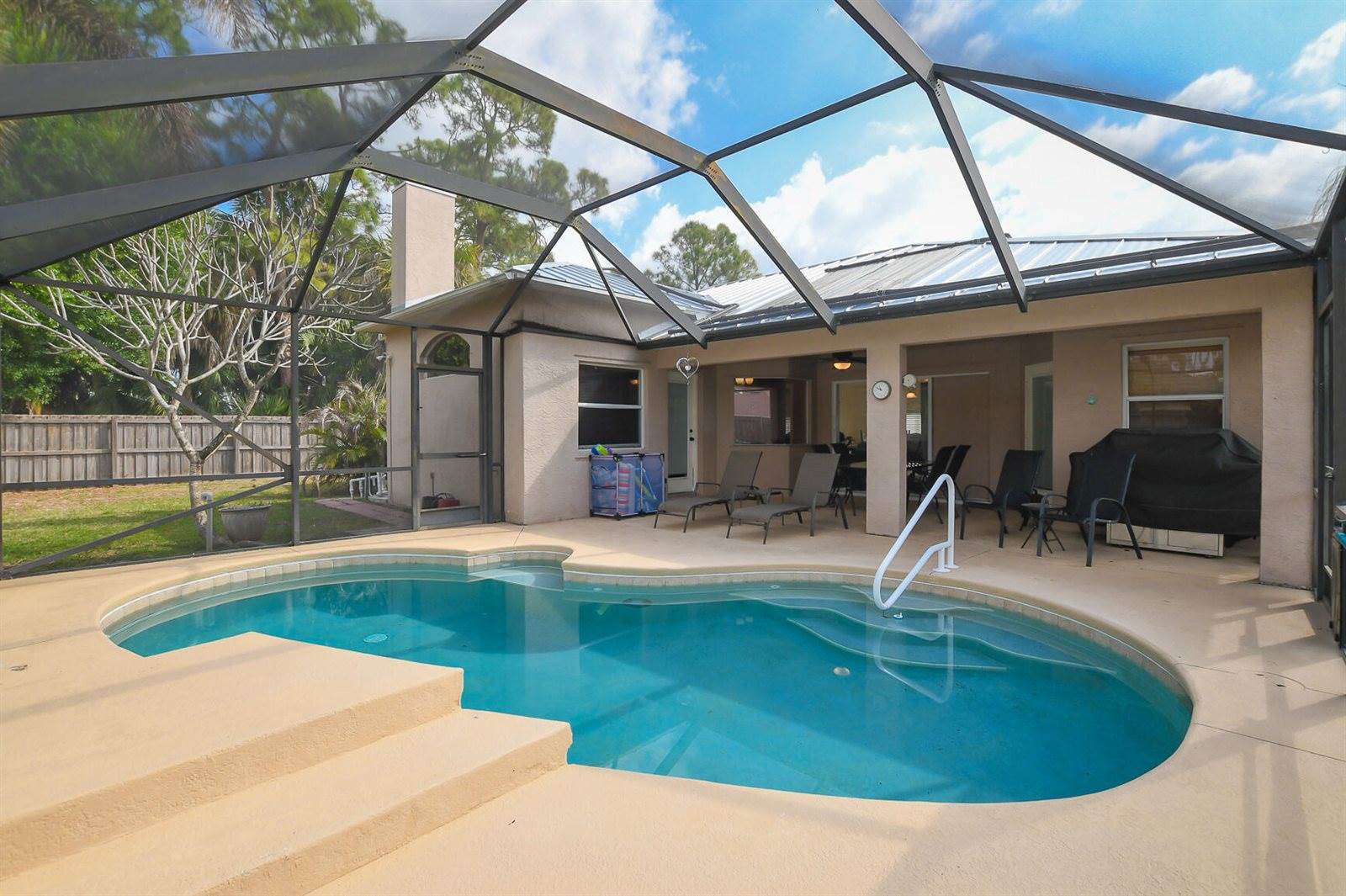 1662 SW Rutland Street, Port Saint Lucie, FL 34987