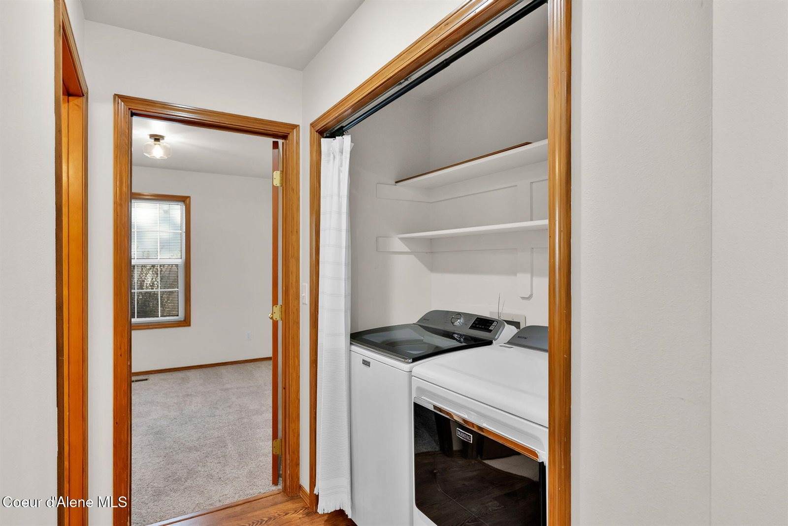 8233 North Ridgewood Dr, Hayden, ID 83835