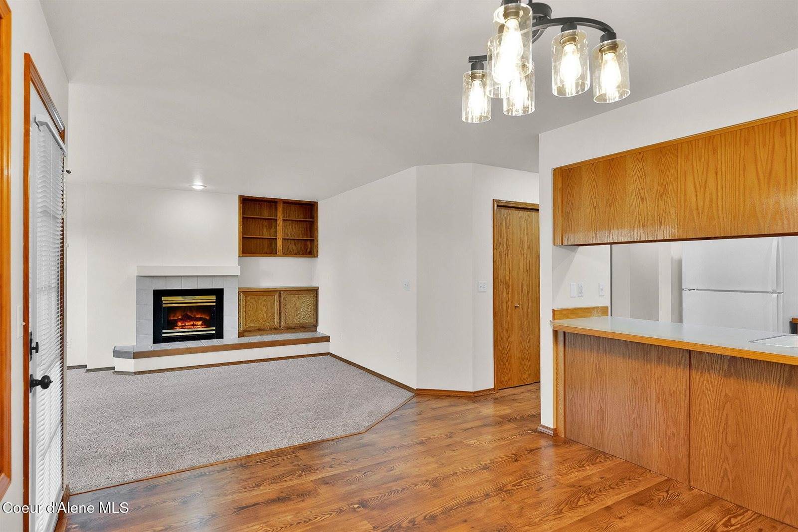 8233 North Ridgewood Dr, Hayden, ID 83835