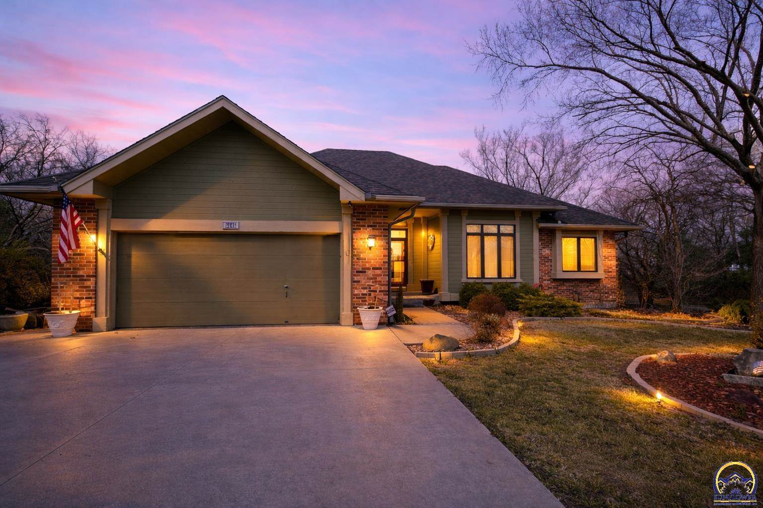 5445 NW Brickyard RD, Topeka, KS 66618