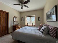 5445 NW Brickyard RD, Topeka, KS 66618