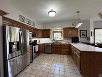 5445 NW Brickyard RD, Topeka, KS 66618