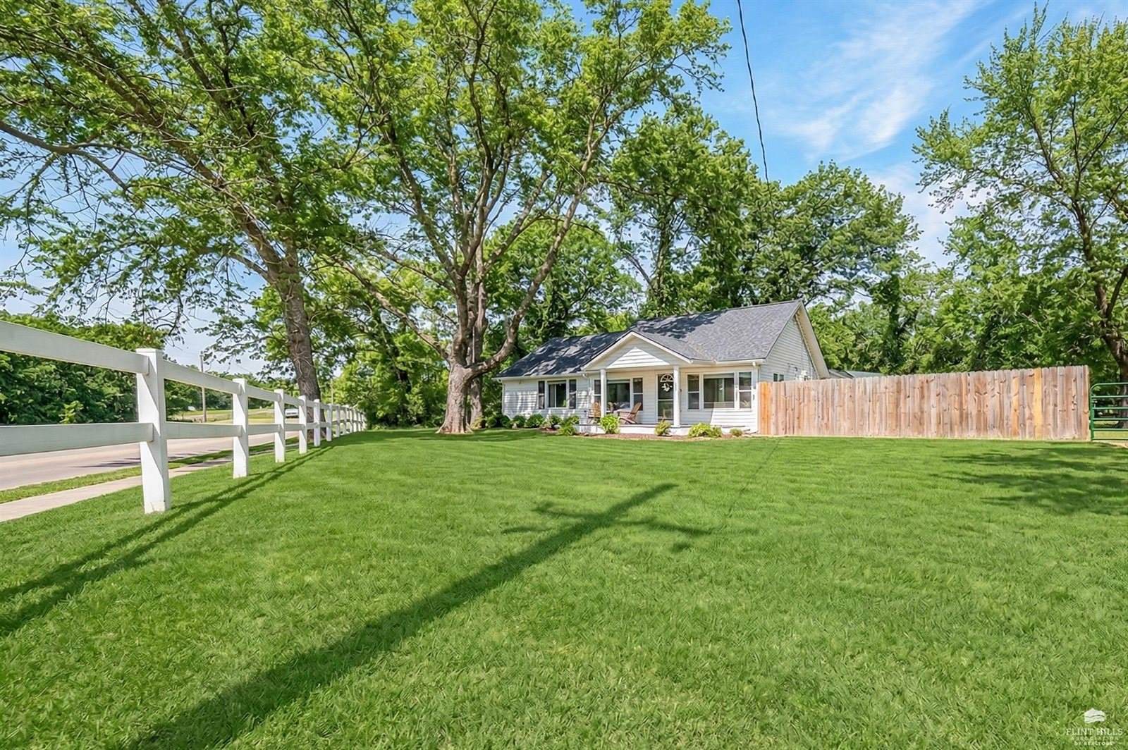 1414 Rucker, Junction City, KS 66441