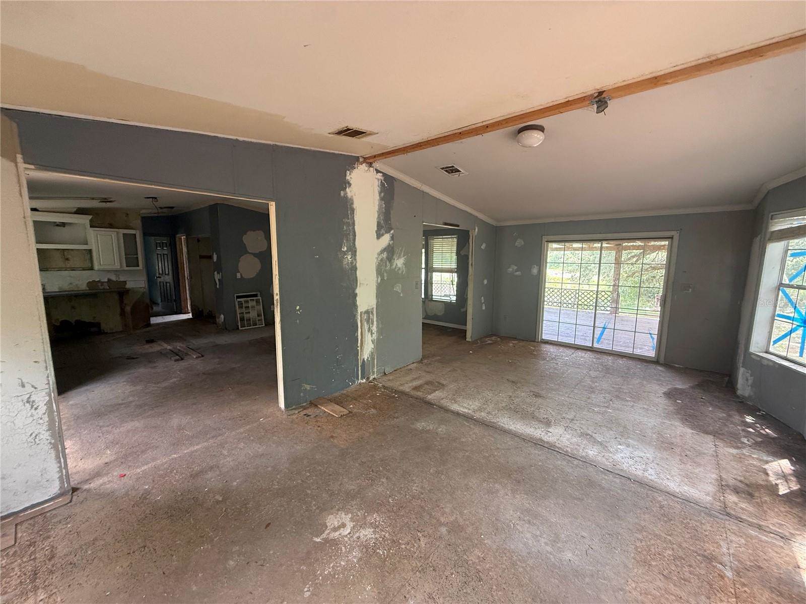 5756 NE 165th Terrace Road, Silver Springs, FL 34488