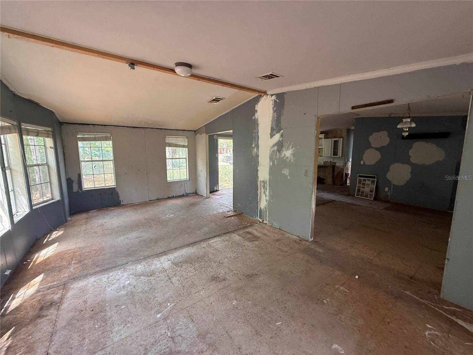 5756 NE 165th Terrace Road, Silver Springs, FL 34488