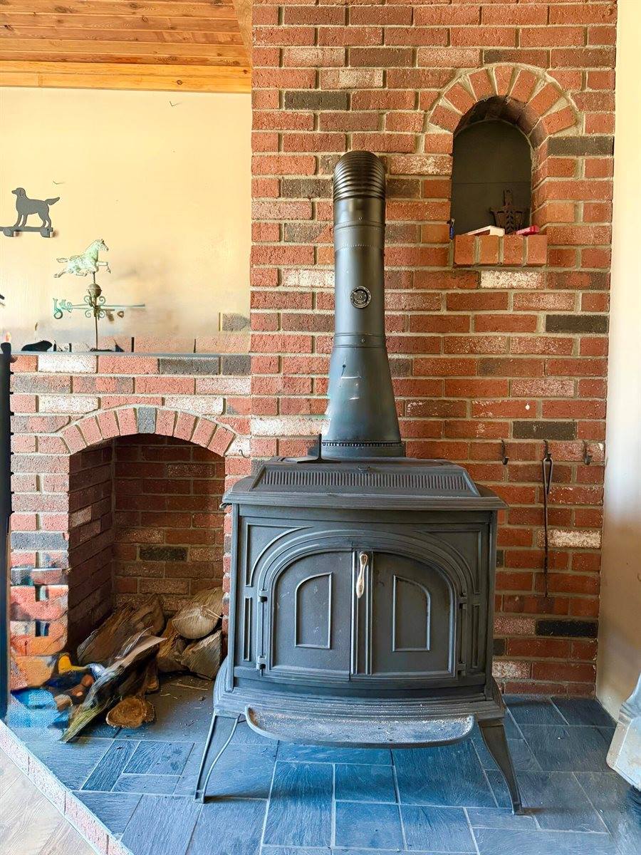 664 Frenchville Road, Ashland, ME 04732