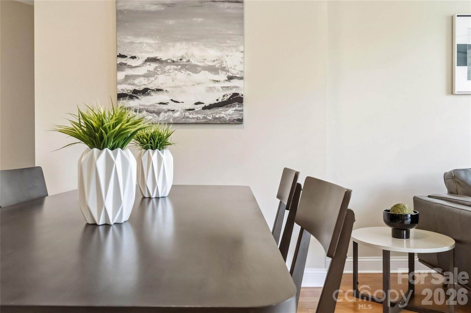 1000 East Woodlawn Road, Charlotte, NC 28209