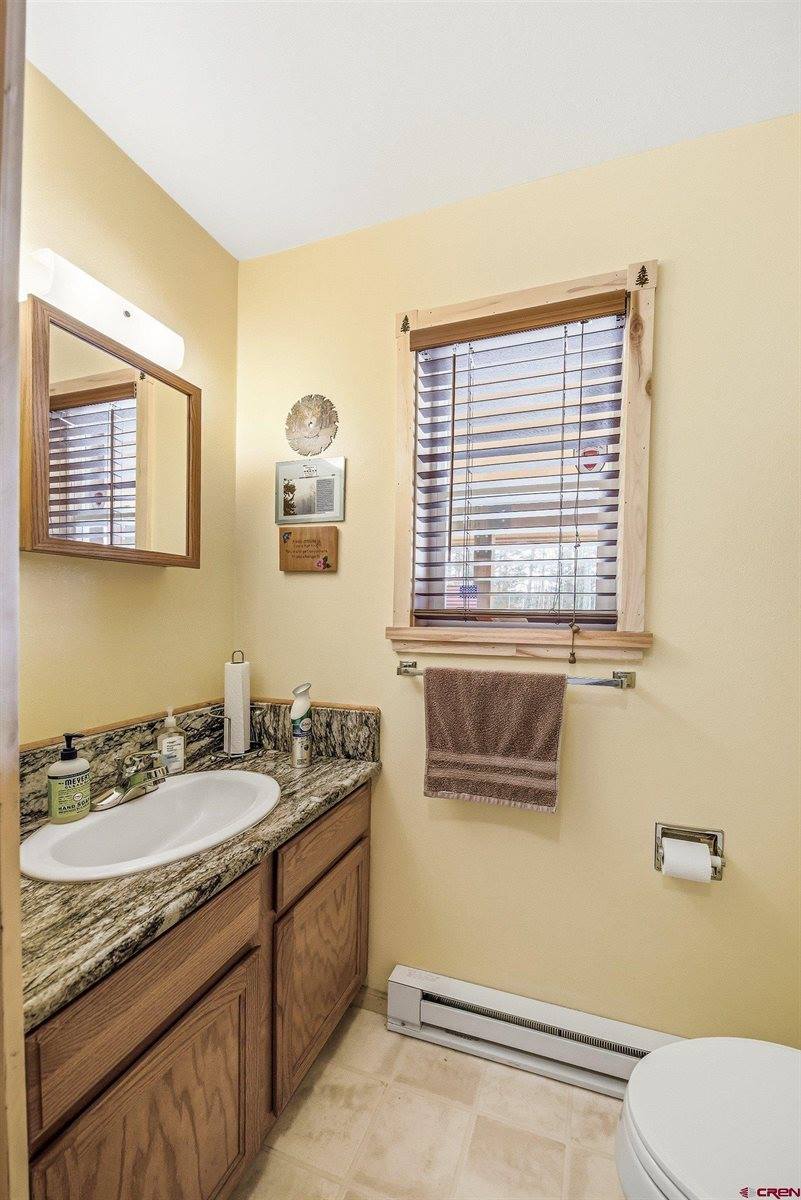 200 Lake Road, Cimarron, CO 81220