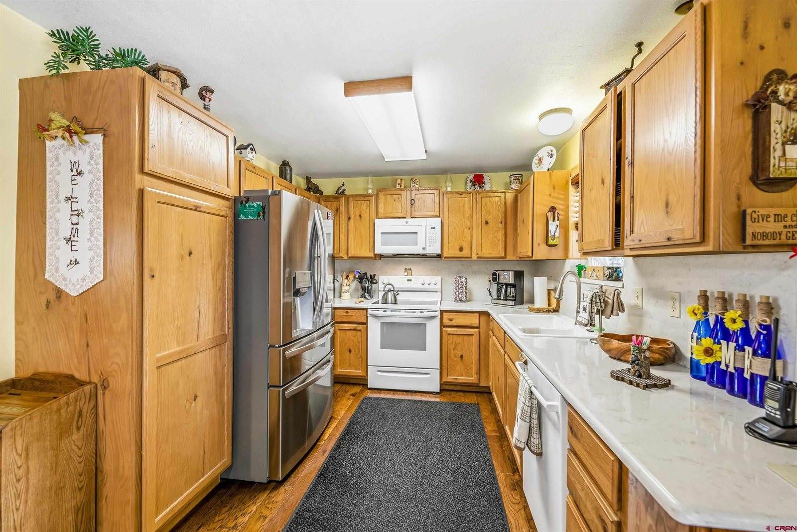 200 Lake Road, Cimarron, CO 81220