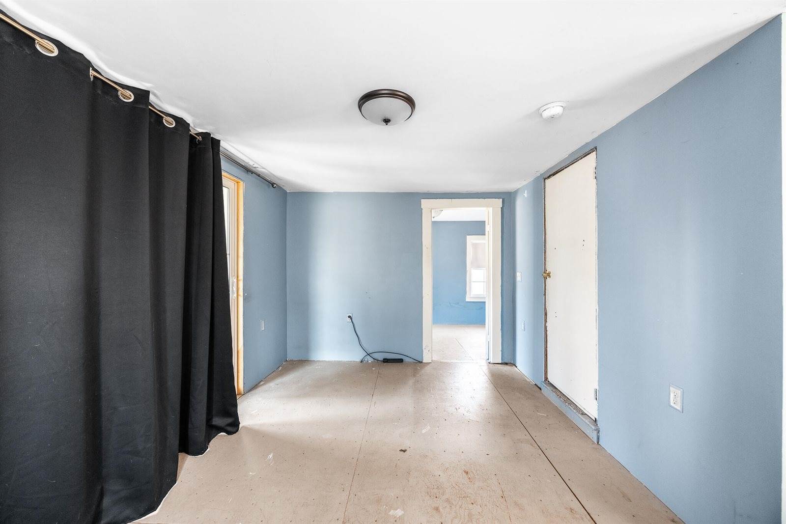 36 Northern Avenue, Hampden, ME 04444