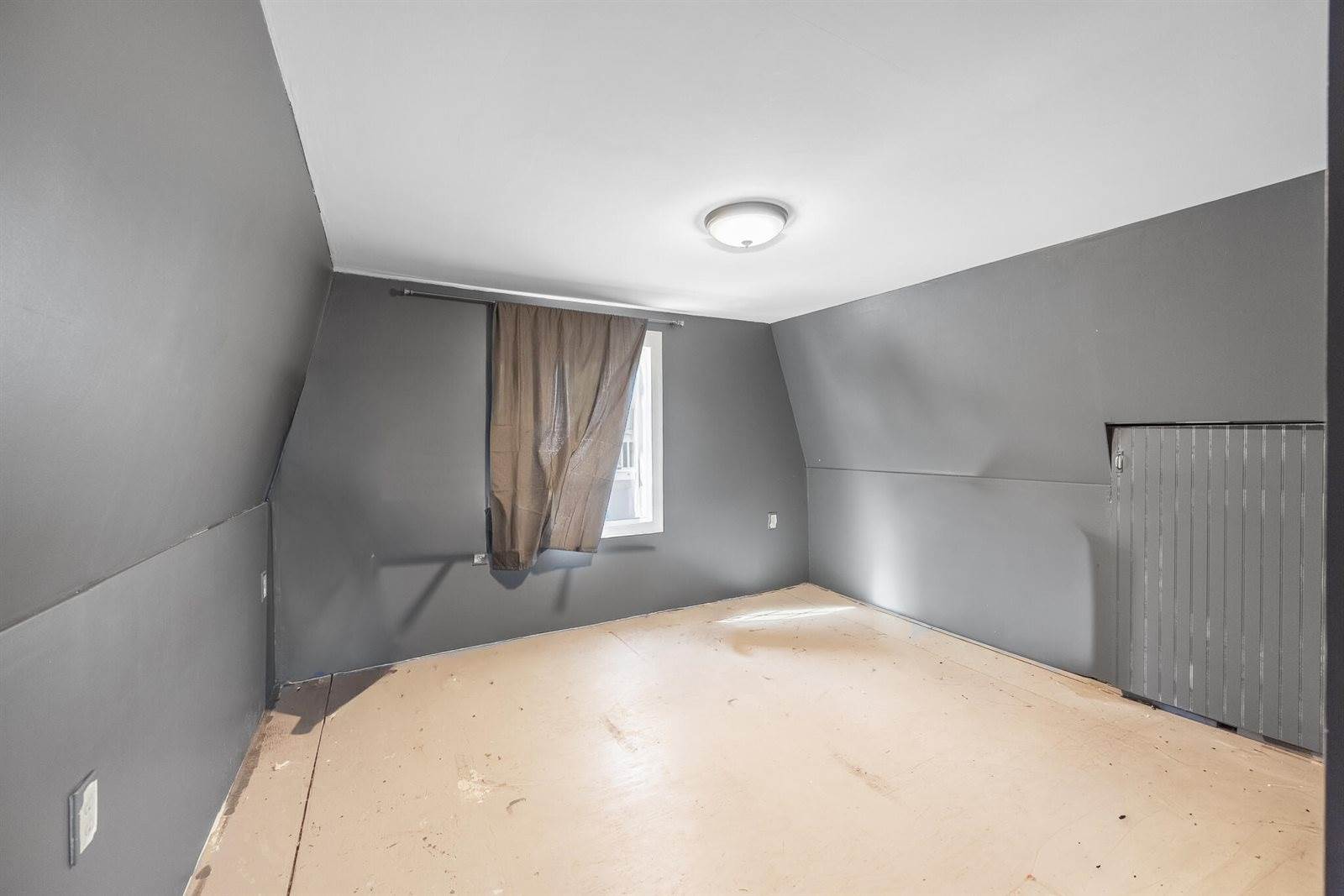 36 Northern Avenue, Hampden, ME 04444