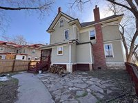 829 SW Buchanan ST, Topeka, KS 66606