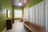 829 SW Buchanan ST, Topeka, KS 66606