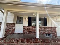 1931 East 50th St S, Wichita, KS 67216
