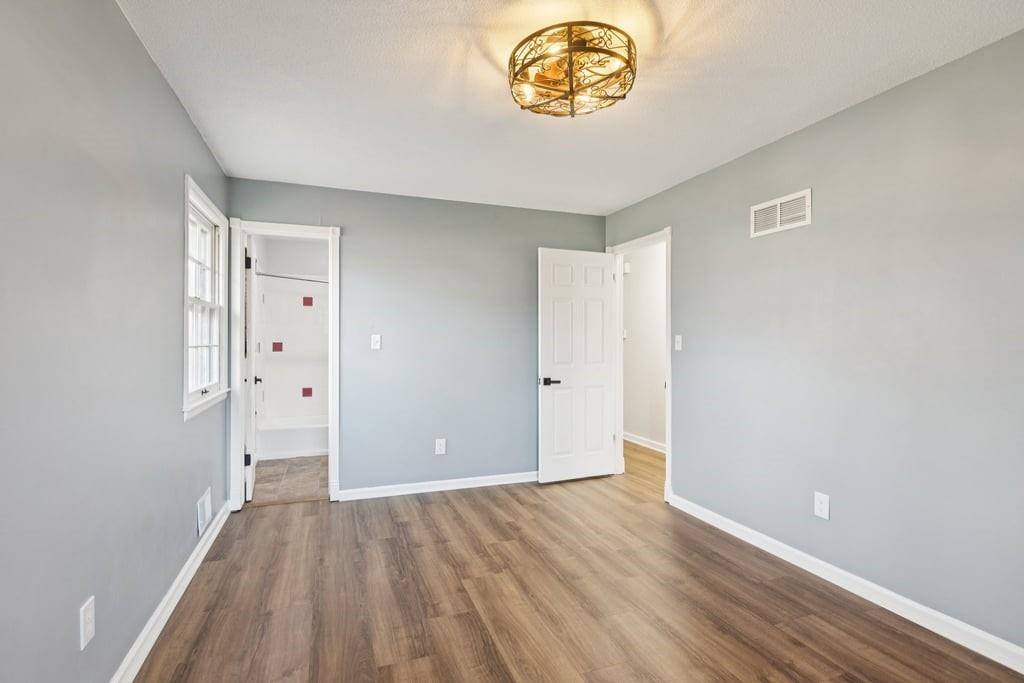 506 South Adams Street, Raymore, MO 64083