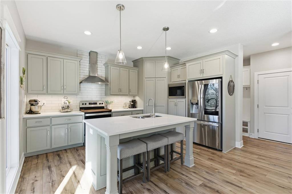 308 East Oak Street, Lone Jack, MO 64070