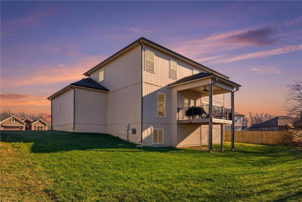 308 East Oak Street, Lone Jack, MO 64070