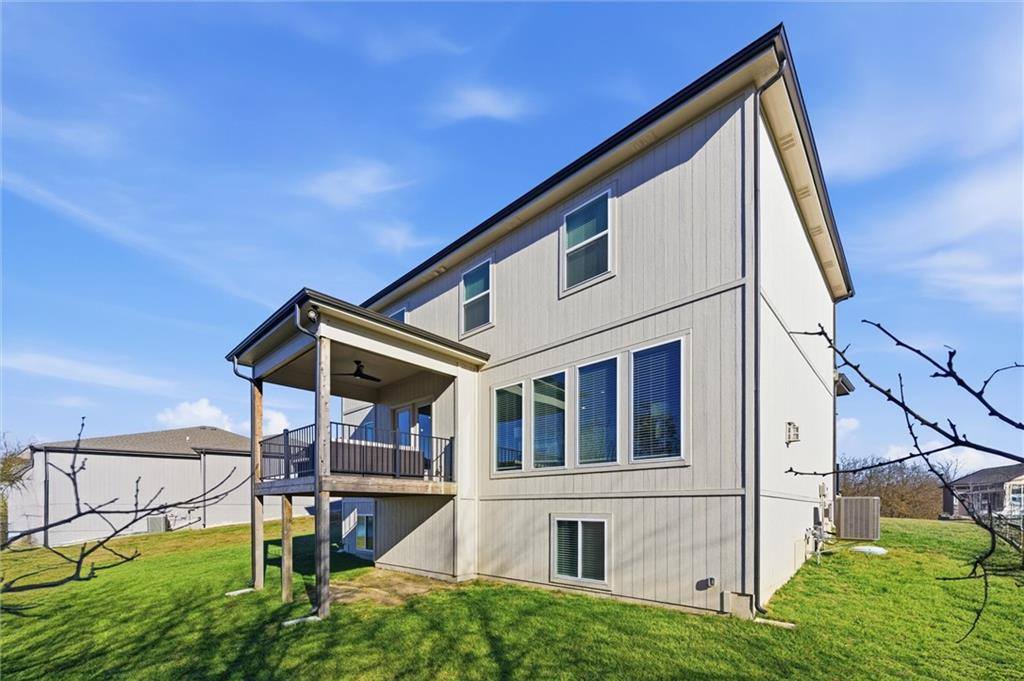 308 East Oak Street, Lone Jack, MO 64070