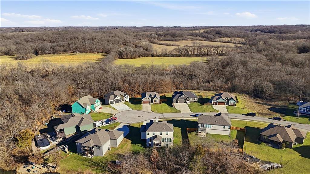 308 East Oak Street, Lone Jack, MO 64070