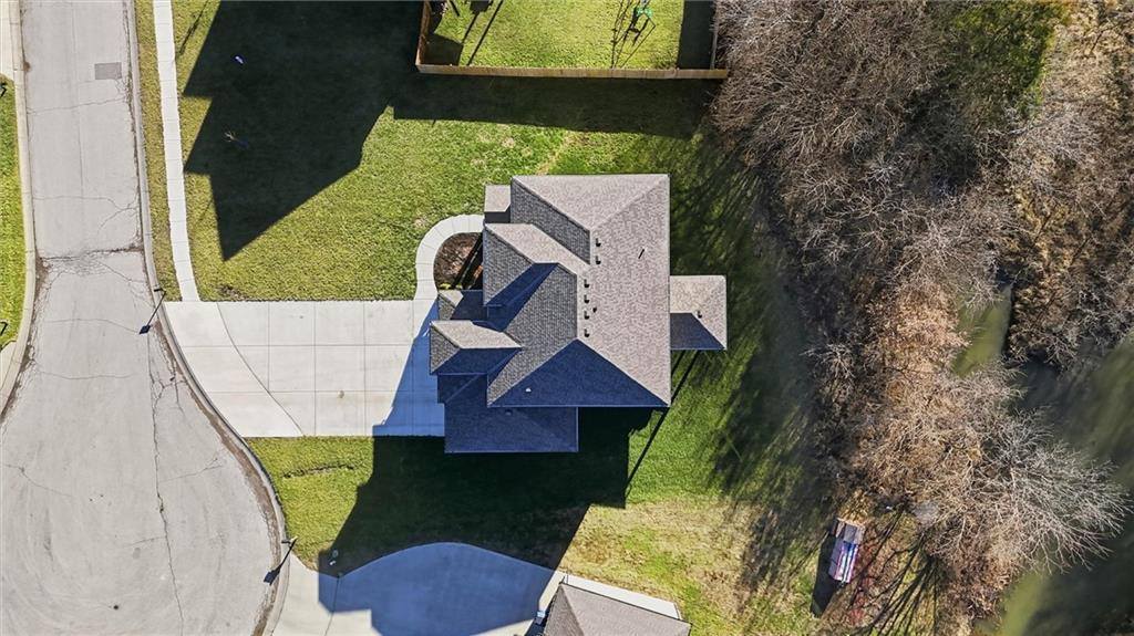 308 East Oak Street, Lone Jack, MO 64070
