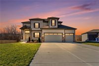 308 East Oak Street, Lone Jack, MO 64070