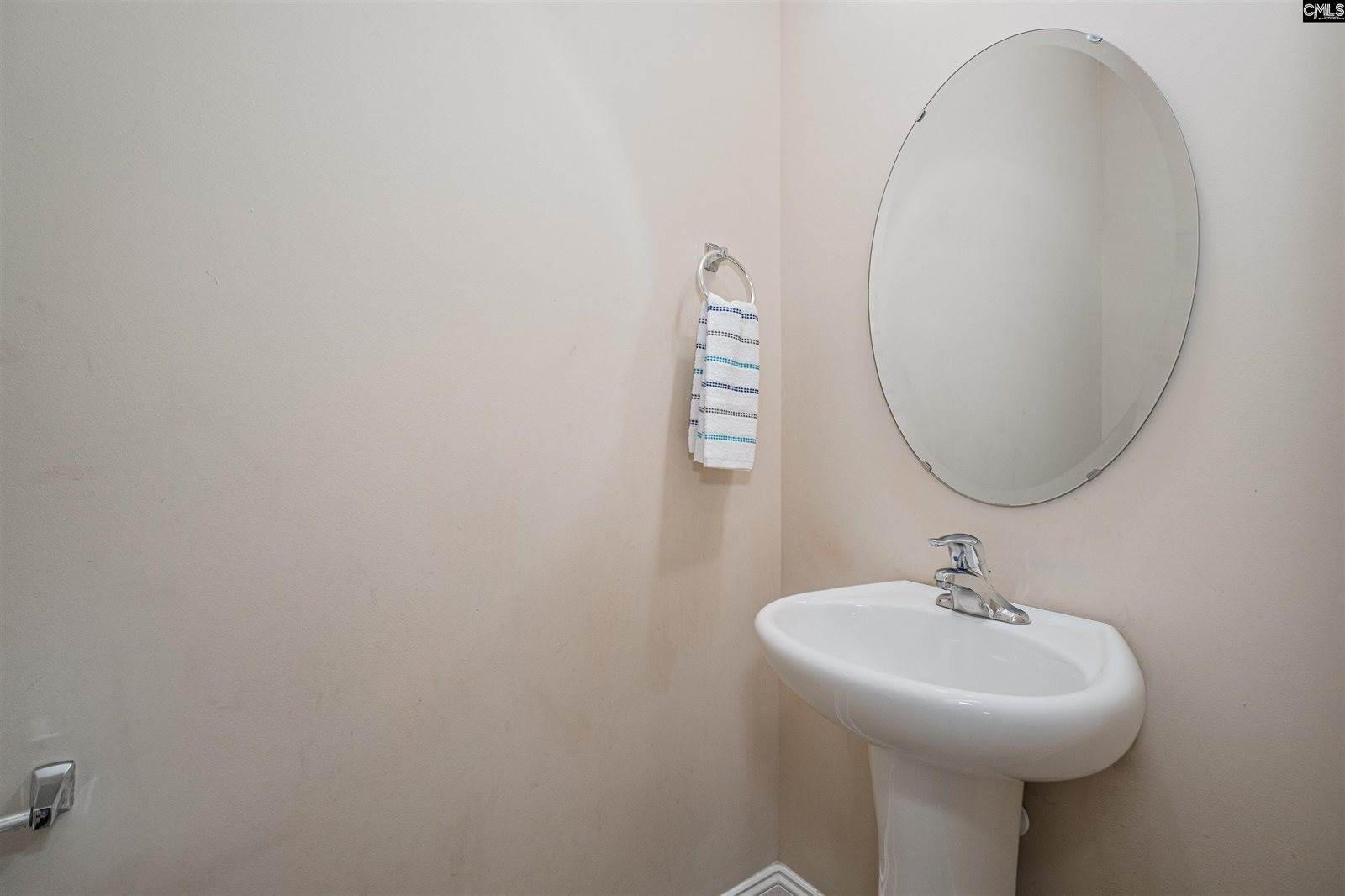 142 Whitton, Lexington, SC 29073