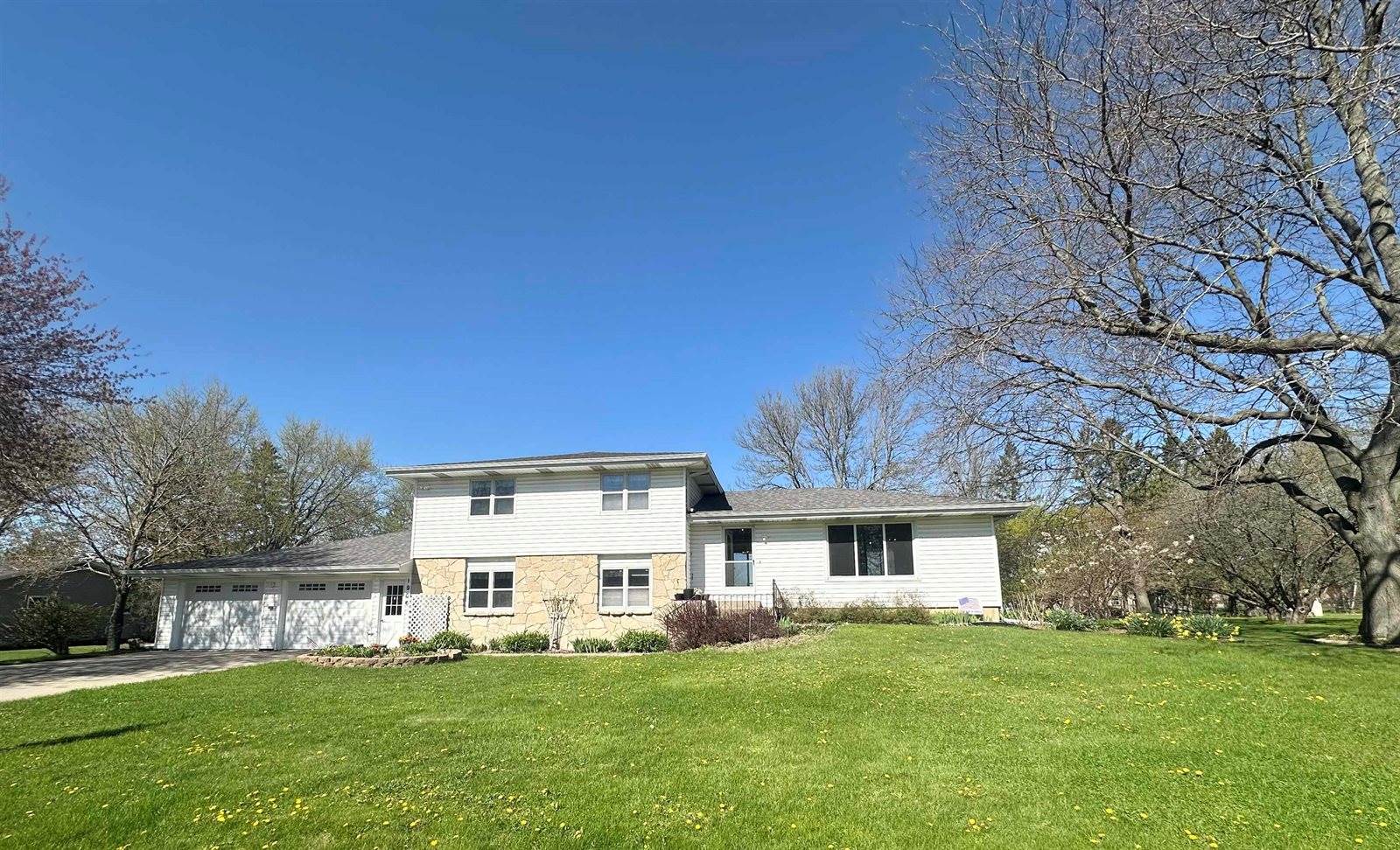 1906 S Cedar Avenue, Marshfield, WI 54449