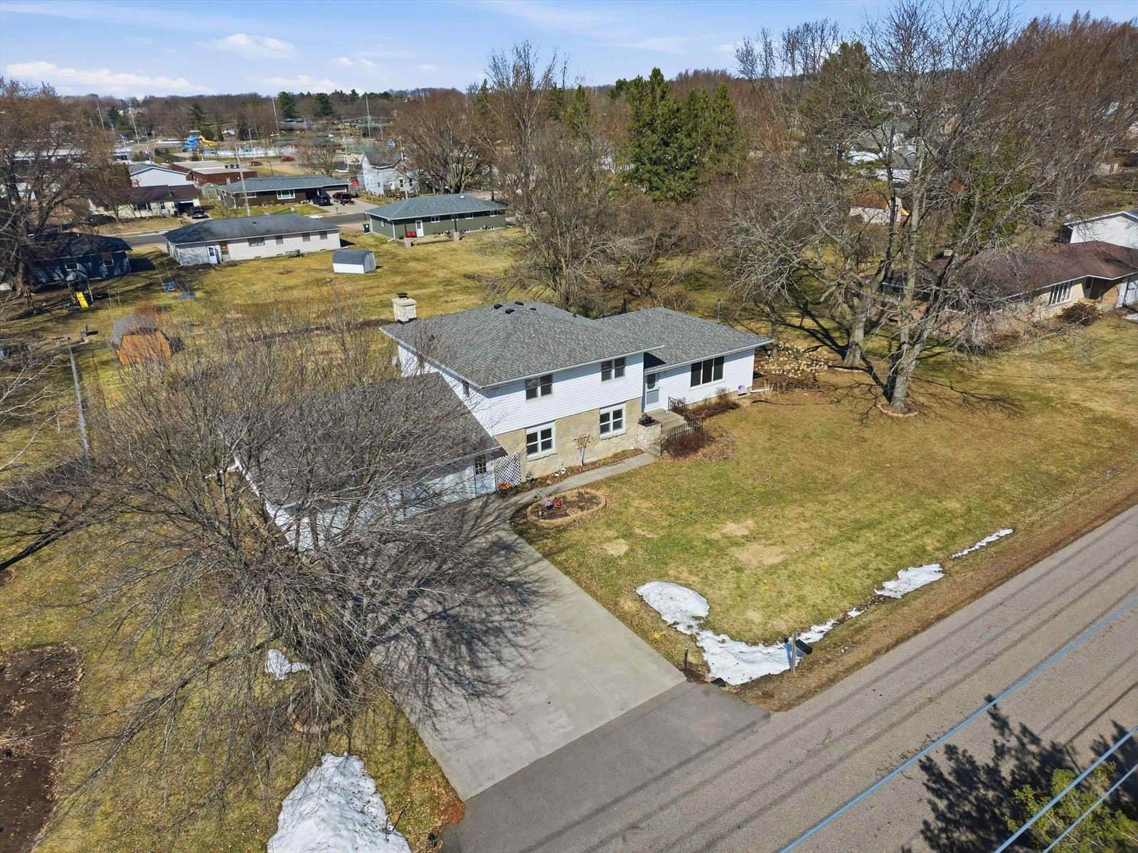 1906 S Cedar Avenue, Marshfield, WI 54449