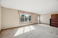 1906 S Cedar Avenue, Marshfield, WI 54449
