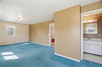 1906 S Cedar Avenue, Marshfield, WI 54449