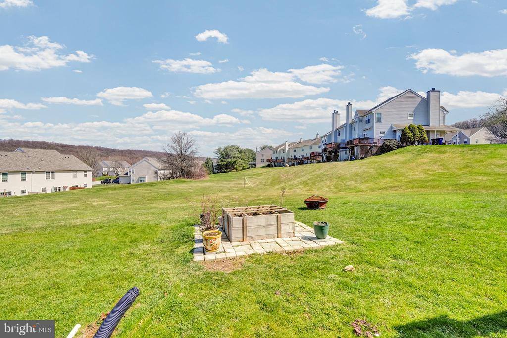 315 Jenville Court, Coatesville, PA 19320