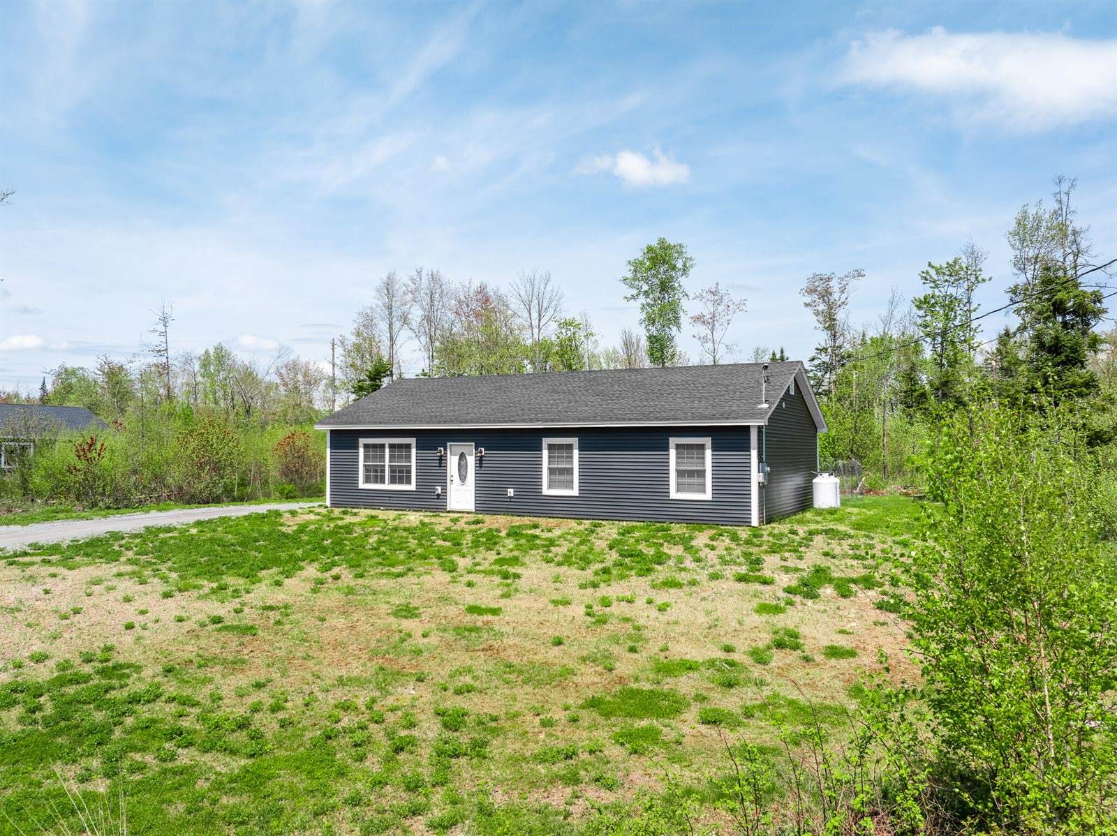 52 Lindsay Drive, Levant, ME 04456