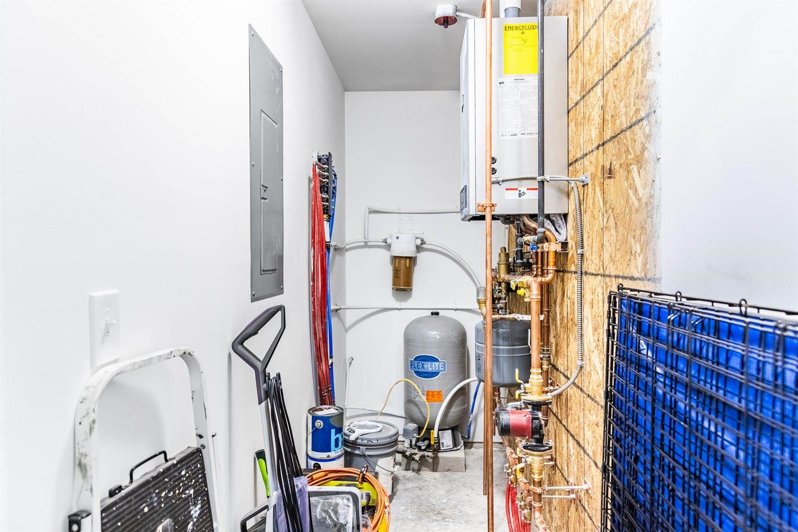 52 Lindsay Drive, Levant, ME 04456