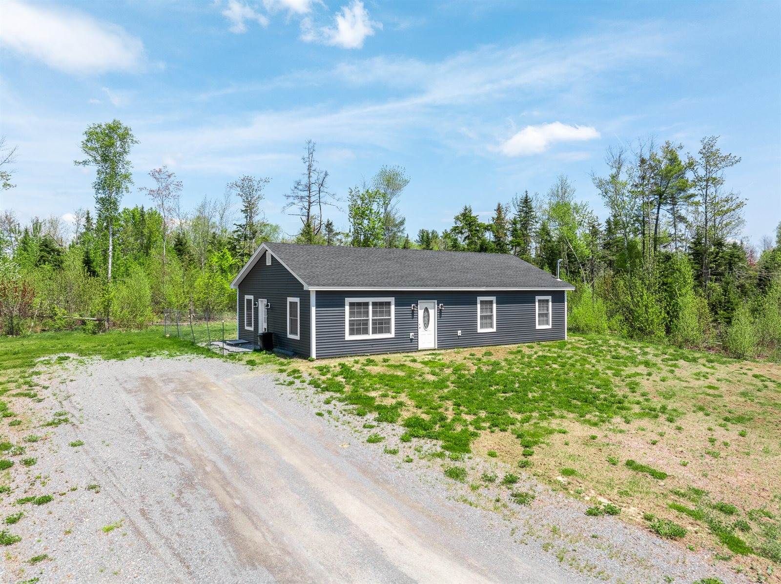 52 Lindsay Drive, Levant, ME 04456