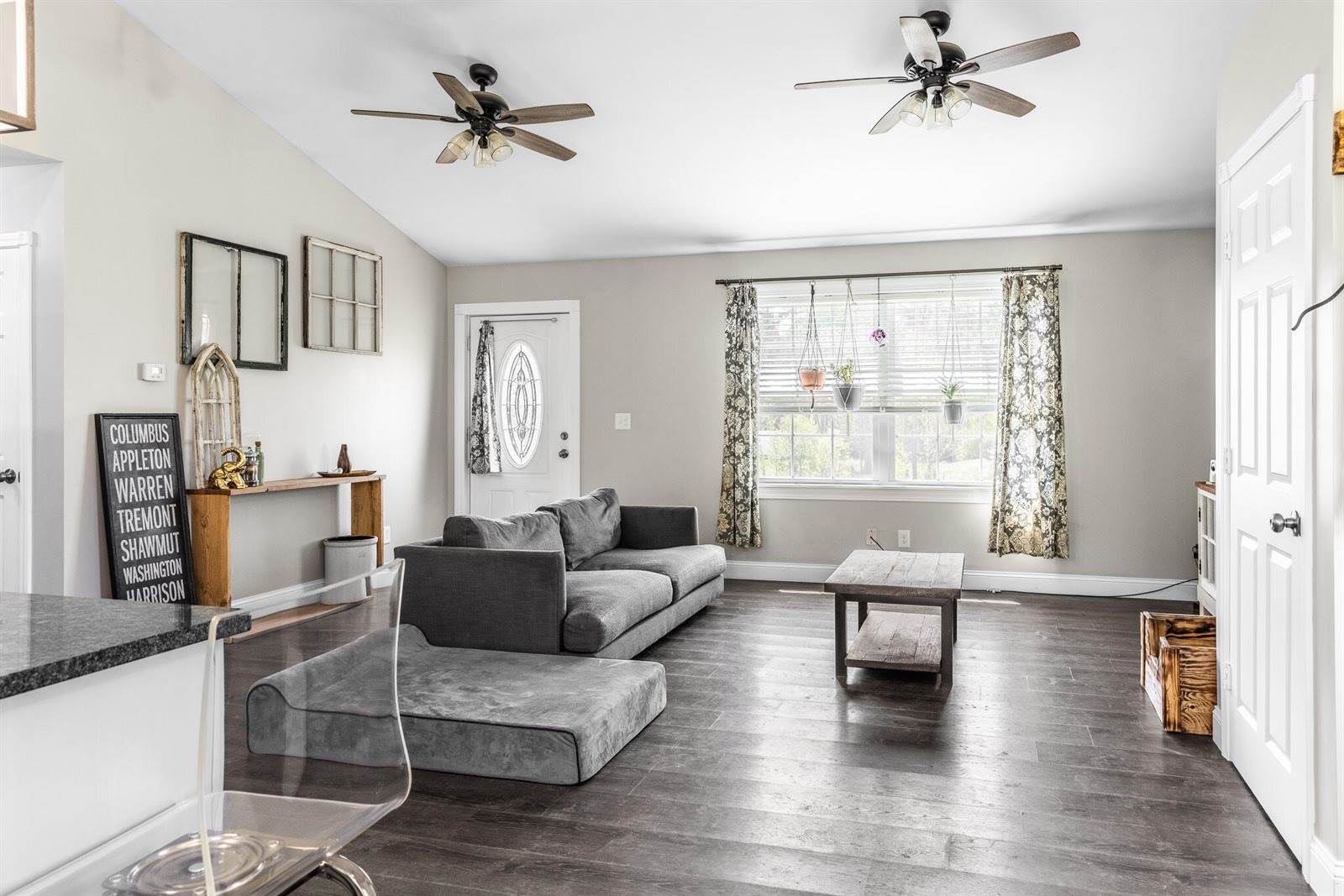 52 Lindsay Drive, Levant, ME 04456