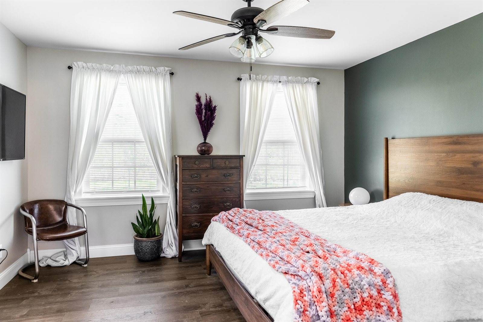 52 Lindsay Drive, Levant, ME 04456