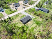 52 Lindsay Drive, Levant, ME 04456