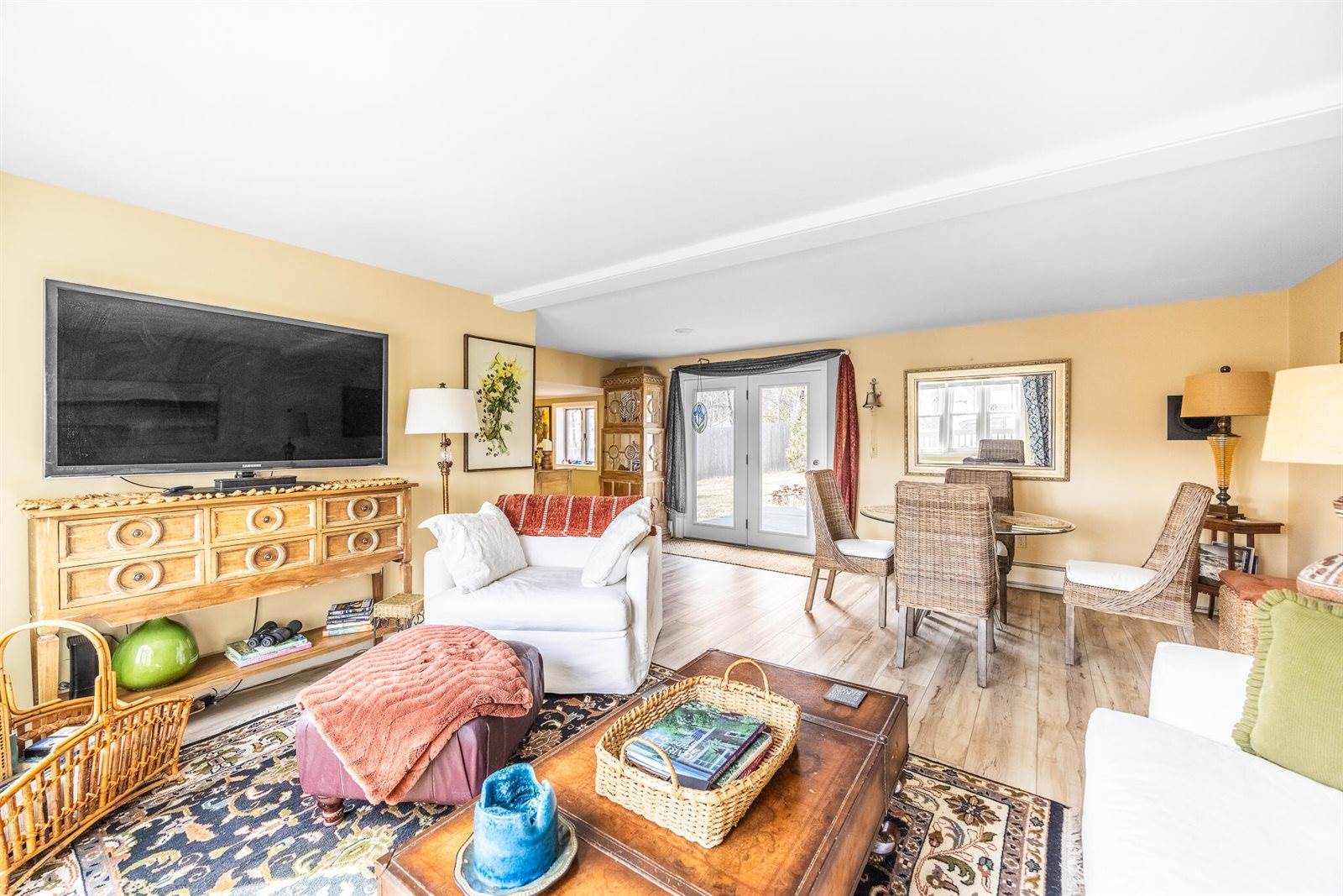 10 Pleasant Street, Winterport, ME 04496