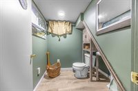 10 Pleasant Street, Winterport, ME 04496