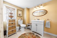 10 Pleasant Street, Winterport, ME 04496