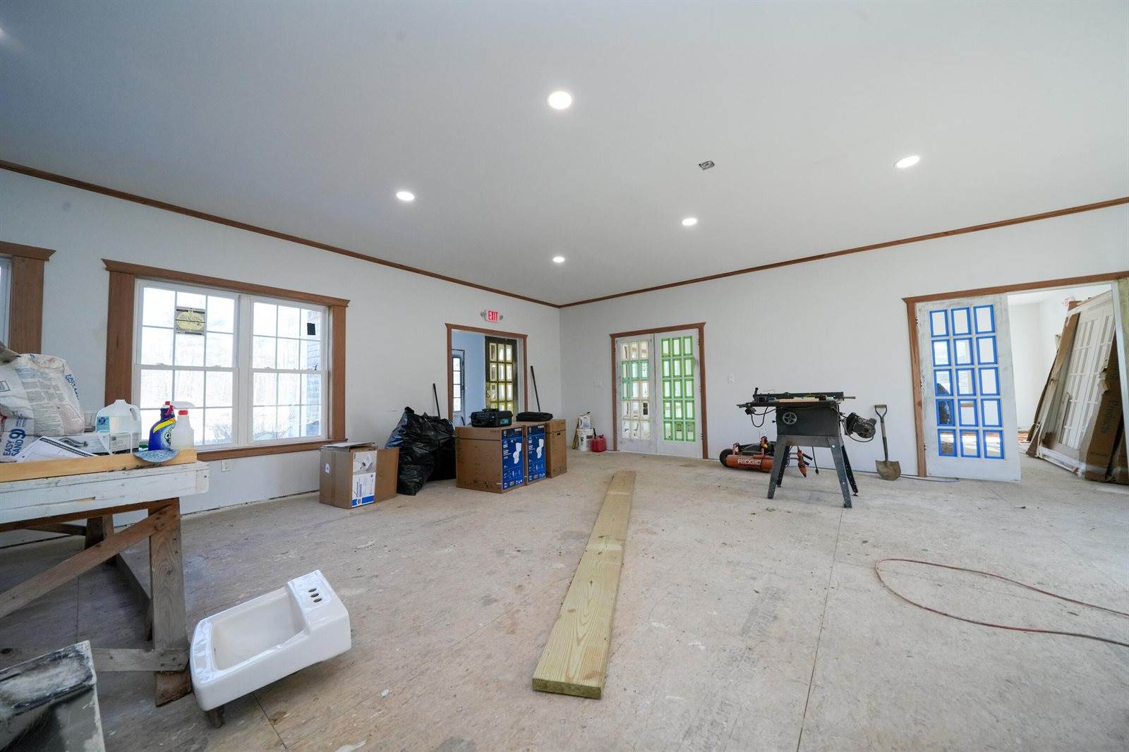 52 Augusta Road, Whitefield, ME 04353