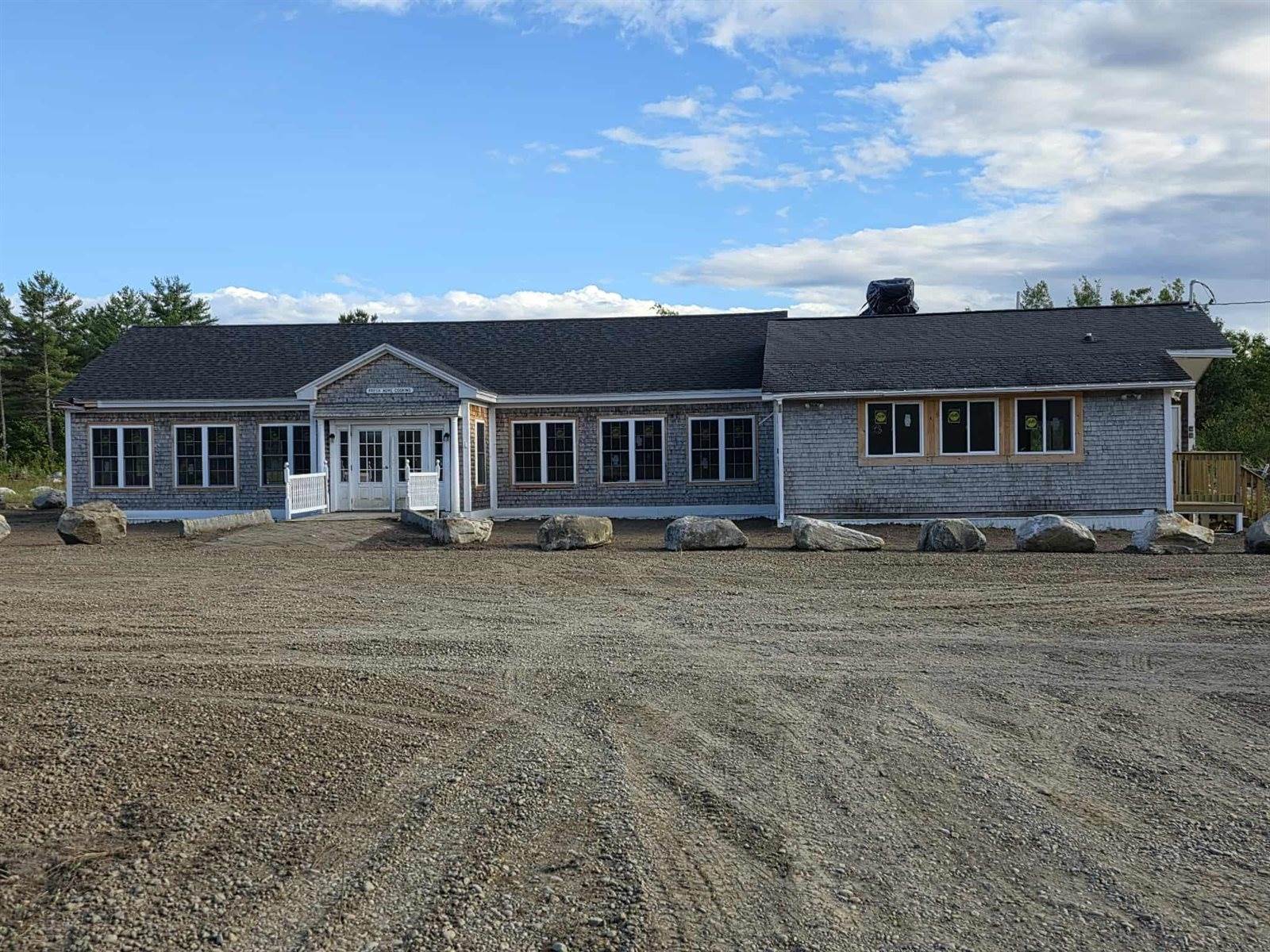 52 Augusta Road, Whitefield, ME 04353