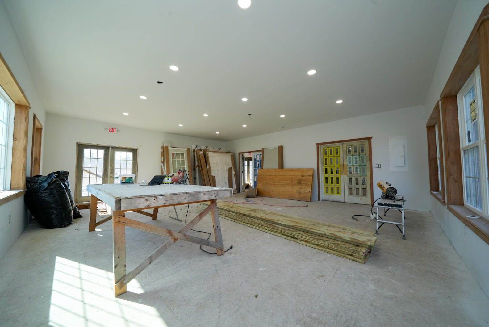 52 Augusta Road, Whitefield, ME 04353