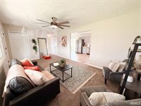 2940 S Chippewa Lane, Muncie, IN 47302