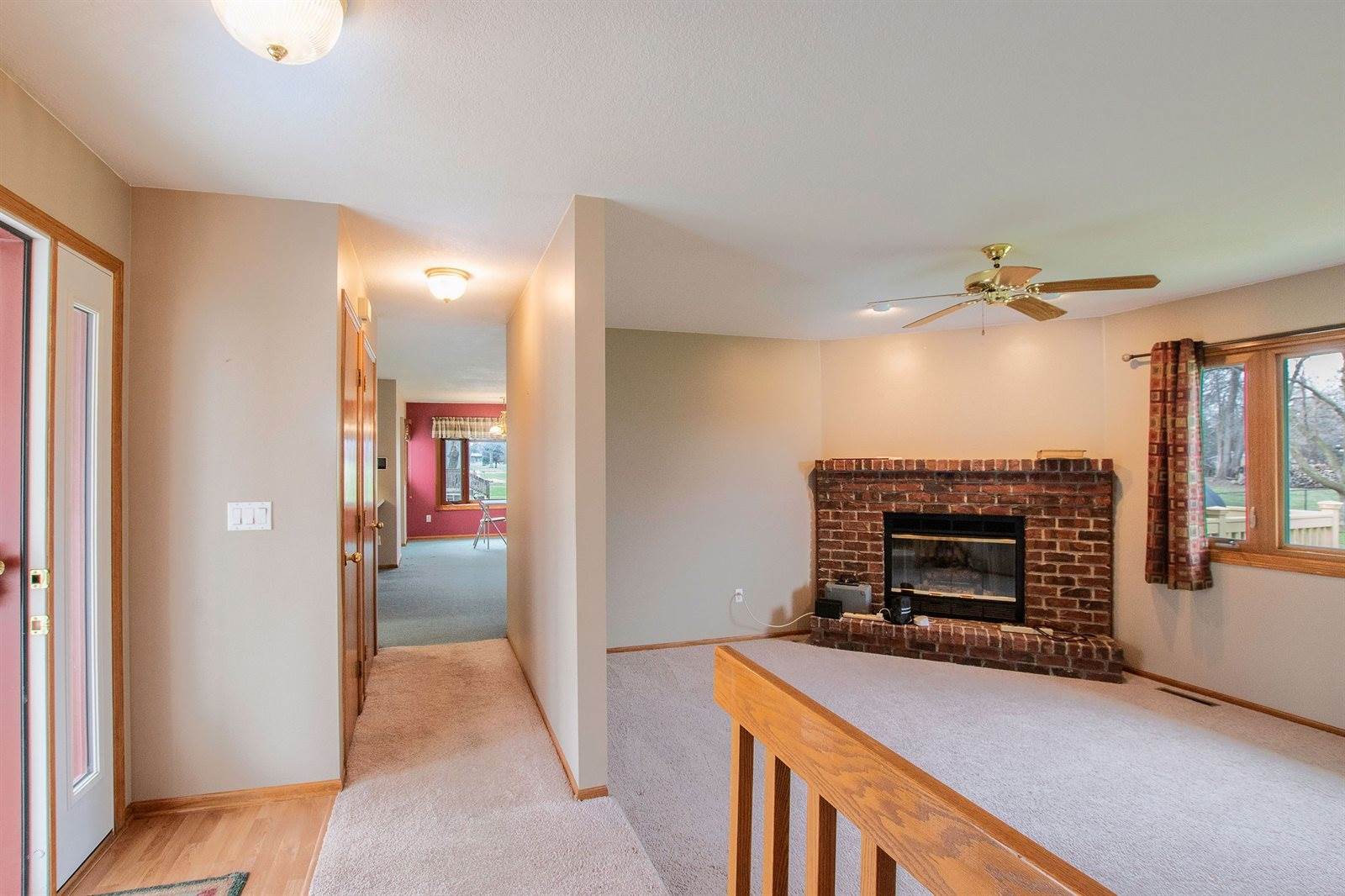 5940 NE 6th Street, Des Moines, IA 50313