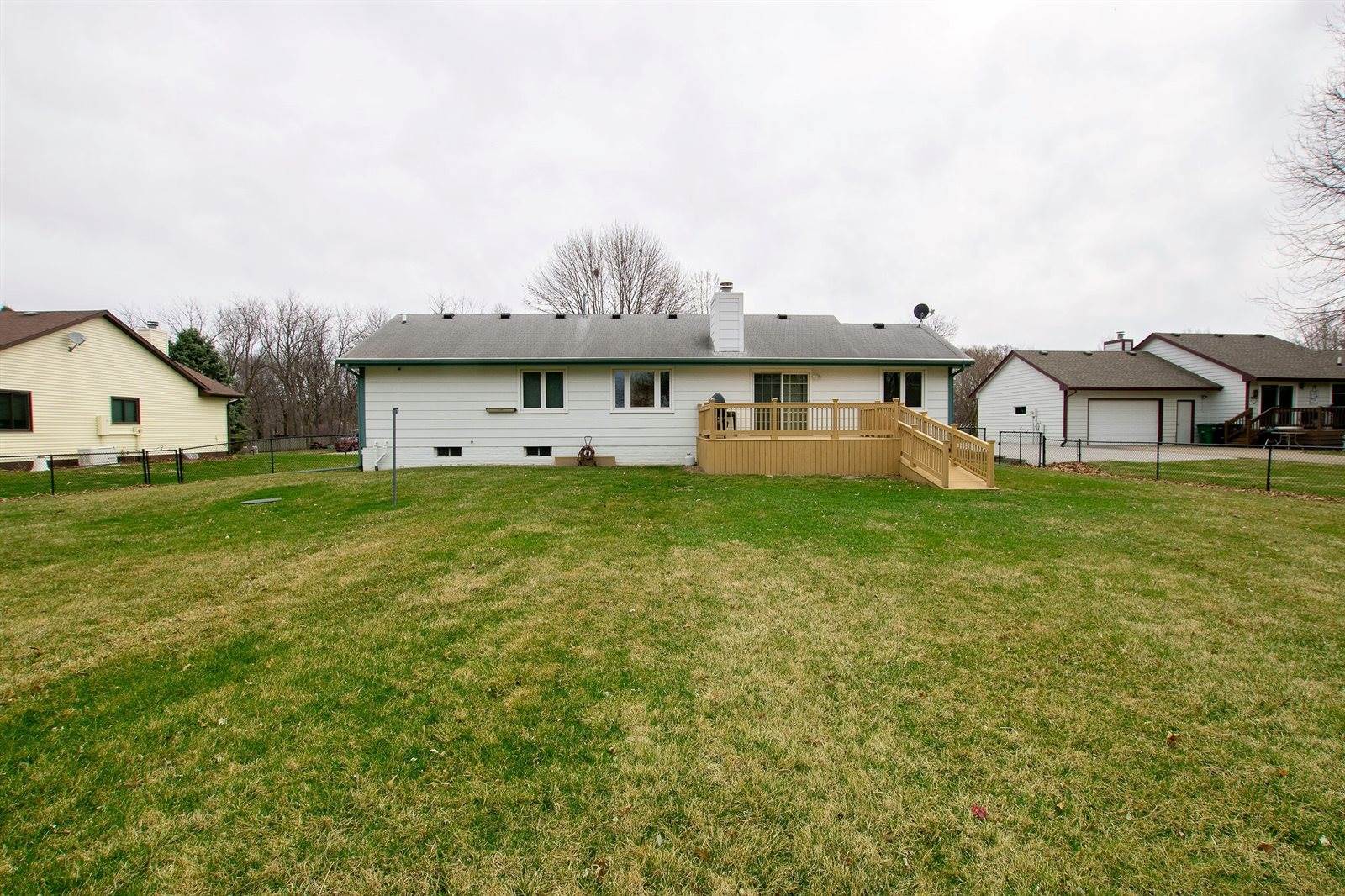 5940 NE 6th Street, Des Moines, IA 50313